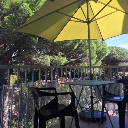 Cavalaire/mer Proche De St Tropez 아파트 *